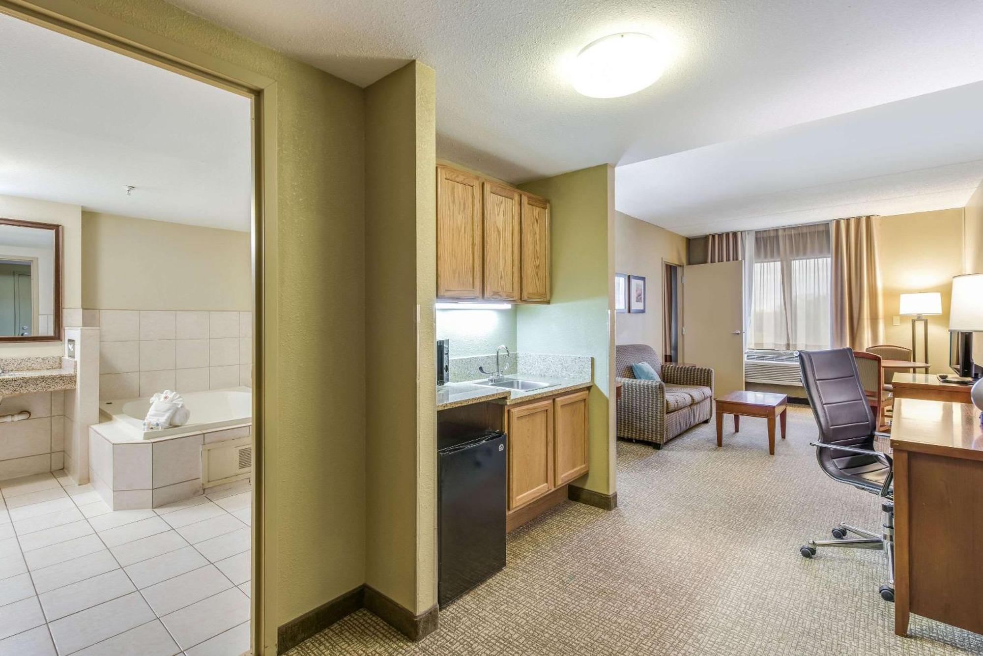 Comfort Suites Chicago O'Hare Airport Schiller Park Ngoại thất bức ảnh