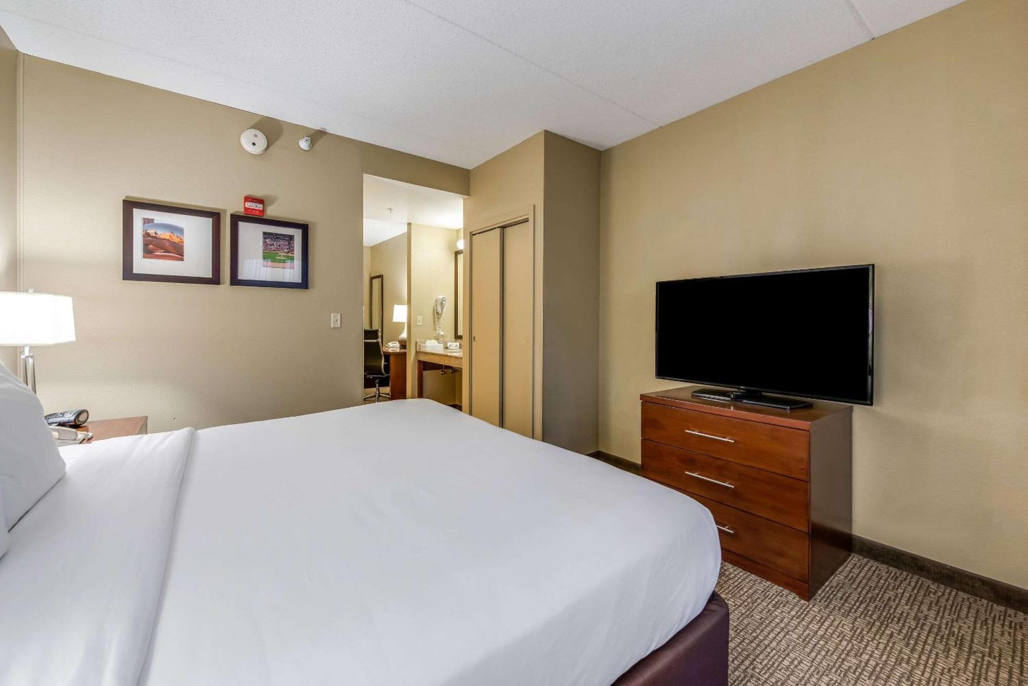 Comfort Suites Chicago O'Hare Airport Schiller Park Ngoại thất bức ảnh